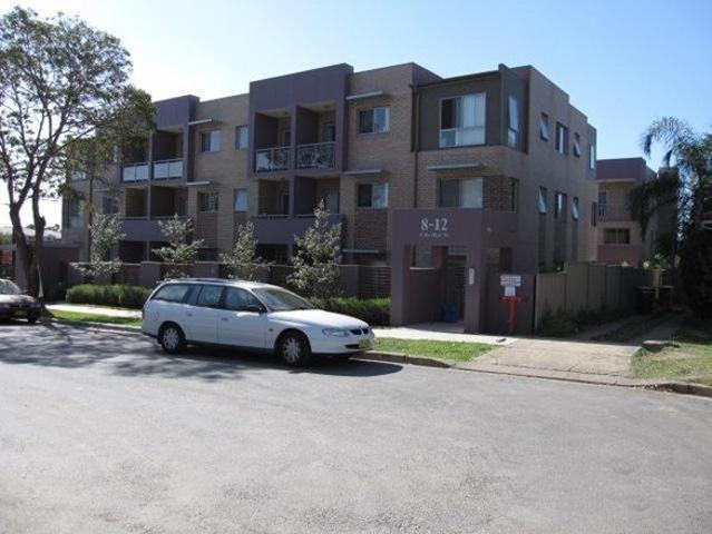 CONVENIENT POSITION SPACIOUS 3 BEDROOM 2 BATHROOM UNIT
