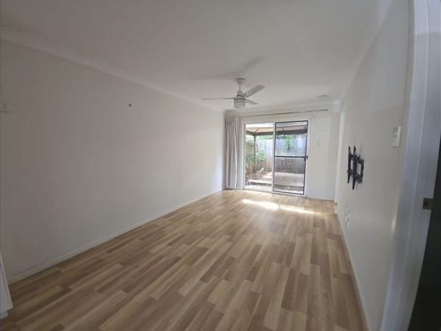 Convenient & Private Living Space Perfect for Commuters & Hospital Workers!