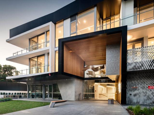 Convenient Riverside Living in the Heart of Rivervale