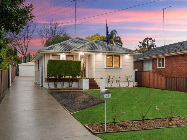 Convenient Riverstone Living