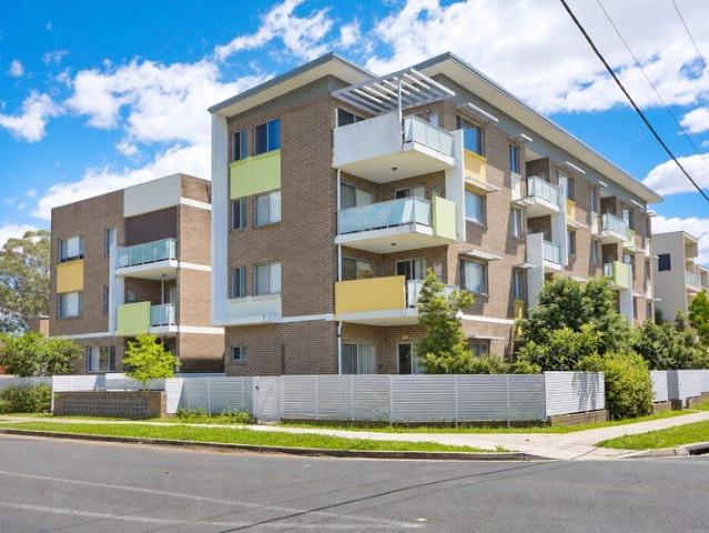 Convenient & Stylish Modern Apartment Living