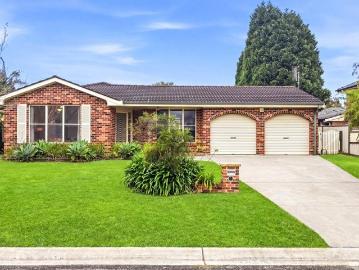 Convenient Single Level Living with Huge Backyard