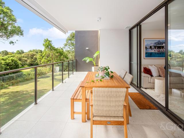 Convenient & Sophisticated Chermside Living