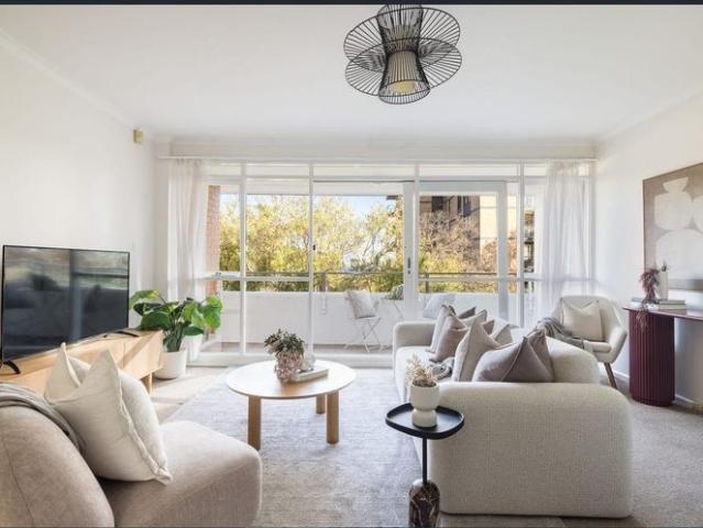 Convenient & Spacious in Wollstonecraft
