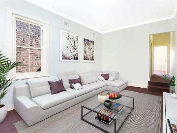 Convenient & Spacious 2 Bedroom with Rear Lane Access in Enfield Apartment