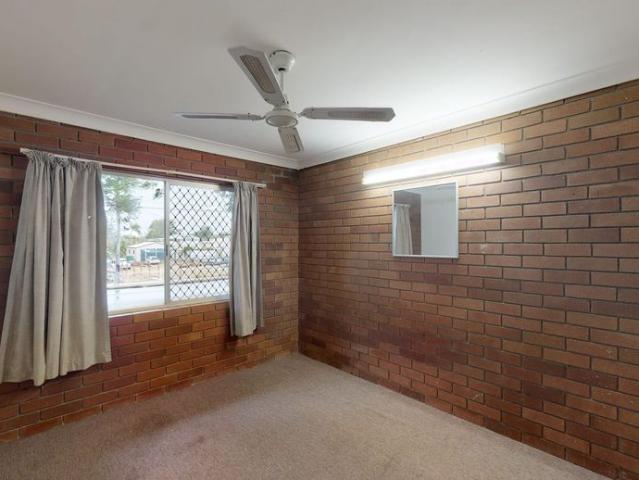 Convenient Two Bed Unit!