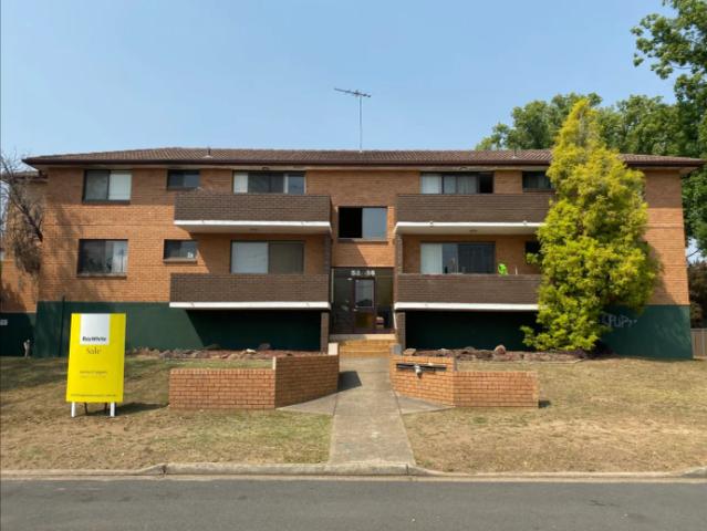 Convenient Two Bedroom Unit