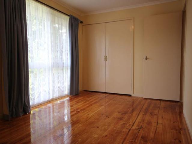 Convenient Two Bedroom Unit in Prime Ringwood Location