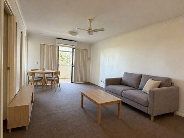 Convenient Two Bedroom Unit with Two Bathrooms