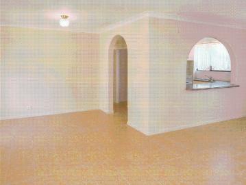 Convenient Taringa Living with a Leafy Private Balcony Lease Term Until November 1st Only