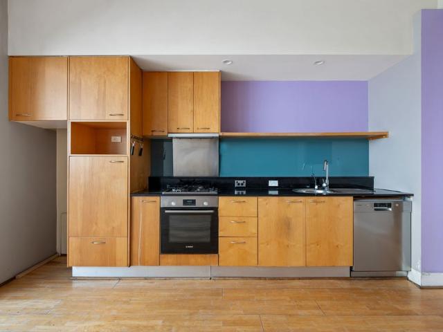 Convenient Three Bedroom Apartment in the Heart of Glebe