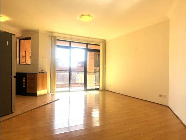 Convenient Three Bedroom Apartment