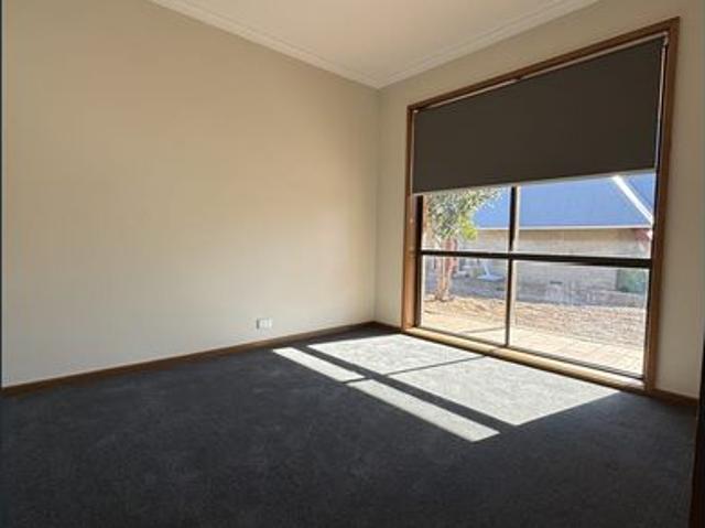 Convenient Three Bedroom Home Close to Culcairn Main Street