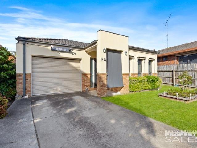 Convenient Townhouse Living Close to the CBD