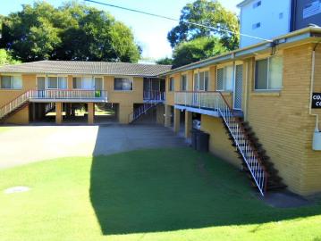 Convenient Unit in the Heart of Corinda