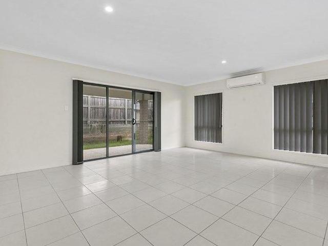 Convenient, well presented house at Salisbury!