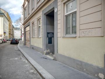 Convenient Wieden 2BR, Fully Furnished, Vienna Amsterdam Apartments for Rent