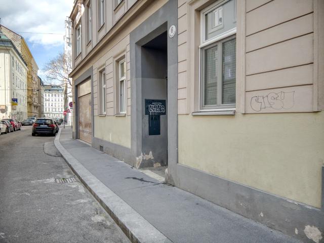 Convenient Wieden 2BR, Fully Furnished, Vienna Amsterdam Apartments for Rent