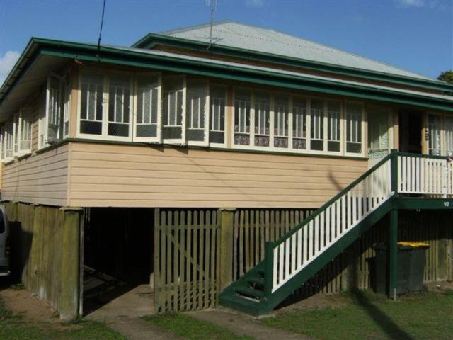 Convenient 2 Bedroom Unit in Prime Maryborough Location