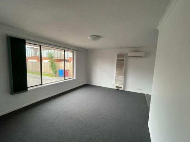 Convenient 2 Bedroom Unit