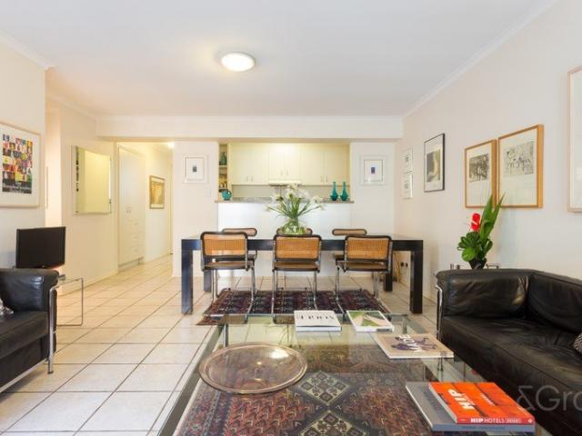 Convenient 2 bedroom hideaway in Spring Hill