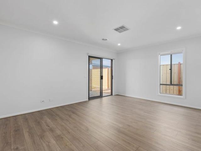 Convenient 4 bedroom home in Charlemont!