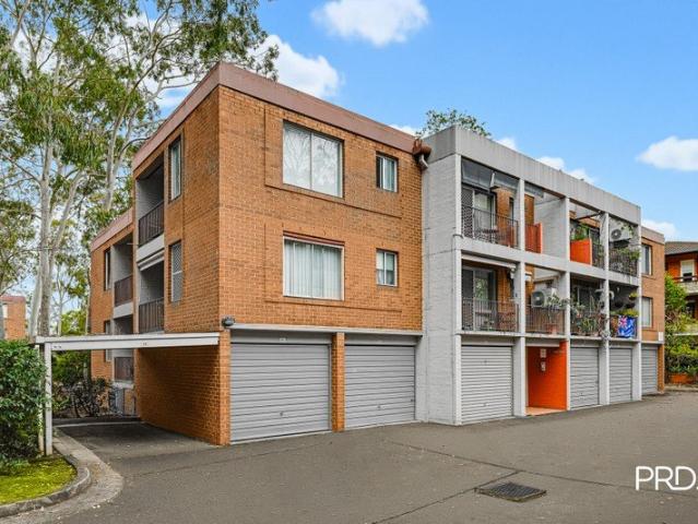 Conveniently Located 2 Bedroom Unit
