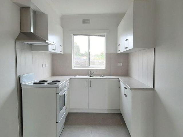Conveniently located 2 bedroom unit