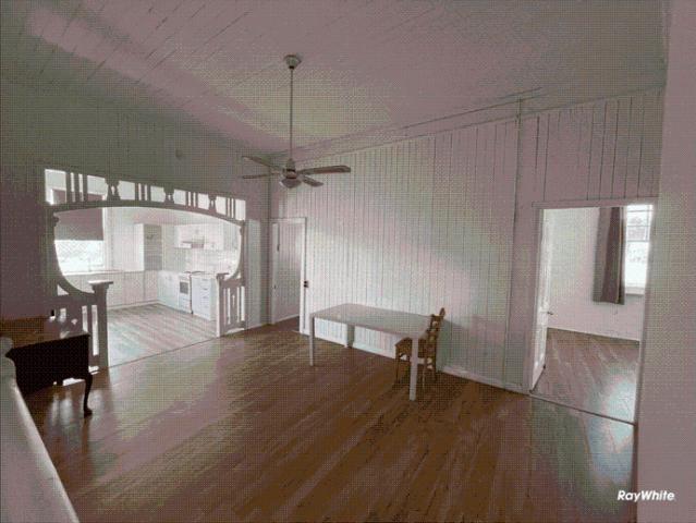 Conveniently Located 3 Bedroom Home in Rosewood!