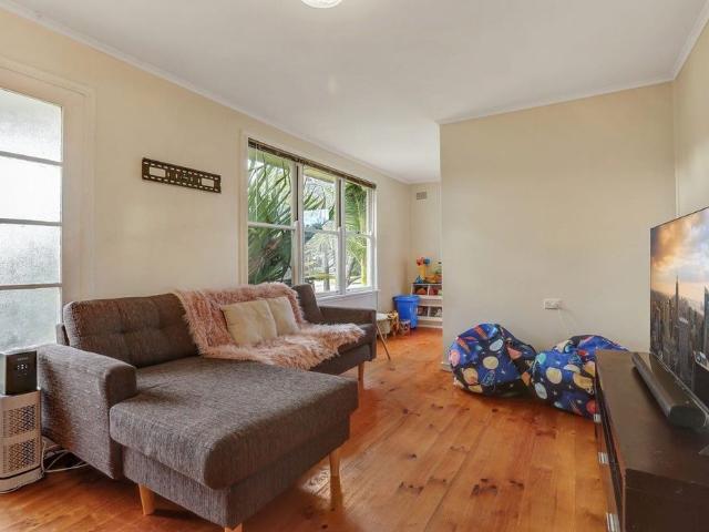 Conveniently located 3 Bedroom Home on Large Block