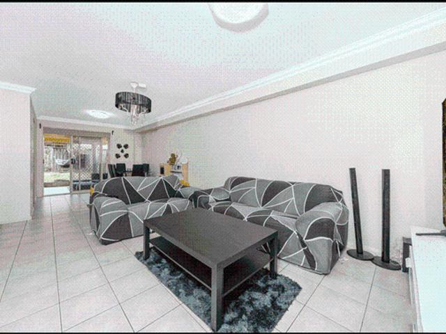 Conveniently Located 3 Bedroom Townhouse in Blacktown