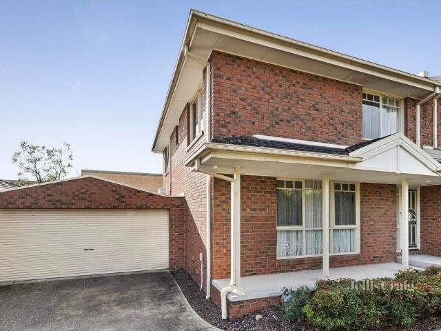 Conveniently Located Three Bedroom Home with Double Garage