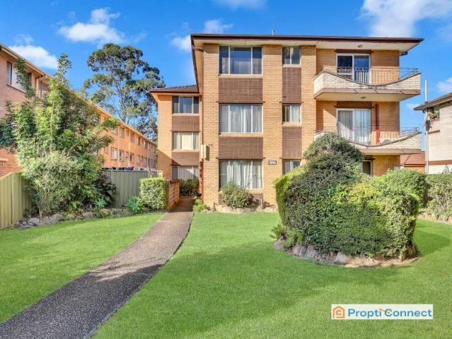 Conveniently Located Apartment Nest or Invest