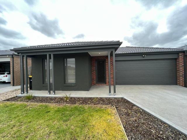 CONVENIENTLY LOCATED FAMILY HOME