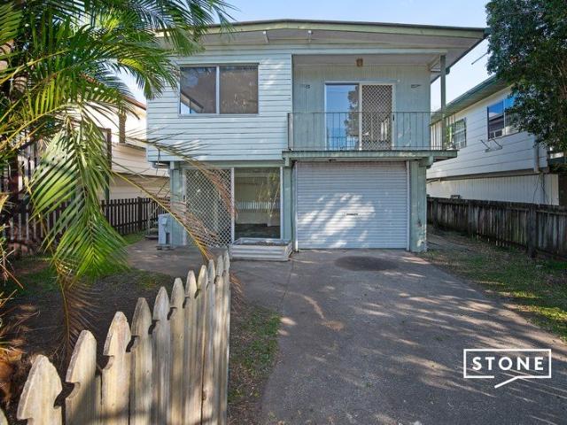 Conveniently Located Family Home Move Straight in!