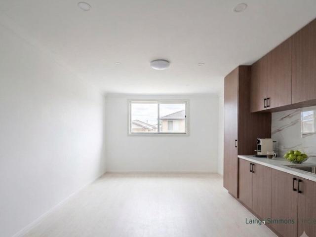 Conveniently Located in Edmondosn Park 4 Bedroom Double Storied House