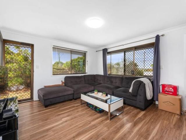 Conveniently Located, Low Maintenance Home!
