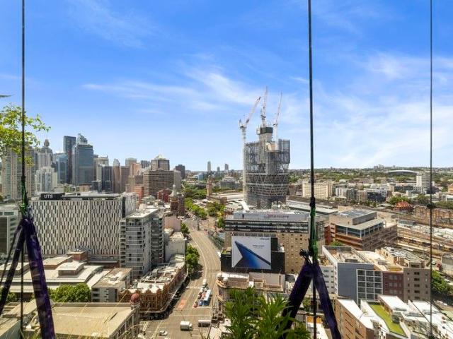 Conveniently Located One Bedroom Apartment in Central Park, Chippendale