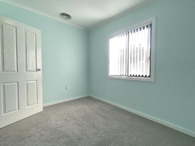 CONVENIENTLY LOCATED RENOVATED EAST BATEAU BAY AREA