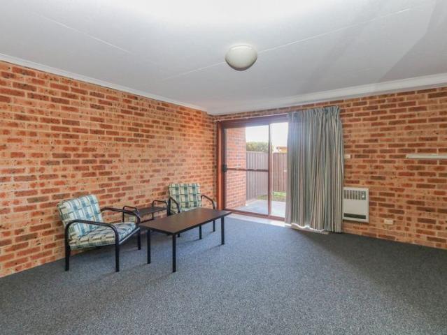Conveniently Located Studio Apartment