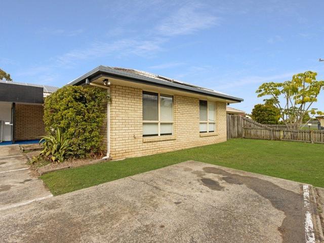 First Weeks Rent Free Convenience and Comfort Includes Water & Electricity