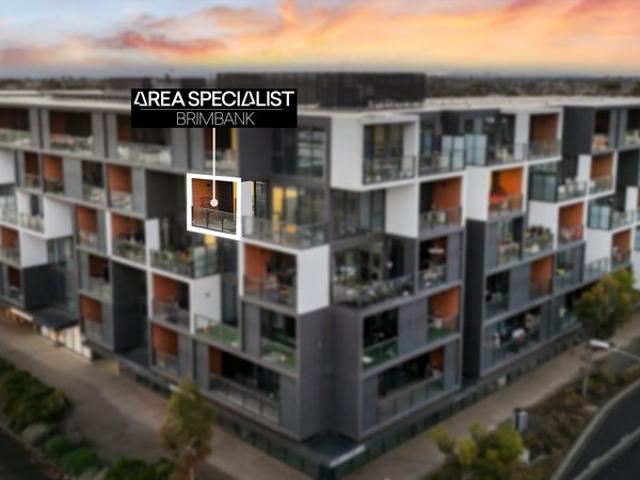 Convenience At Your Doorstep City Views