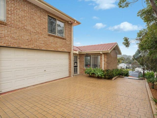 Convenience, Comfort & Bushland Views