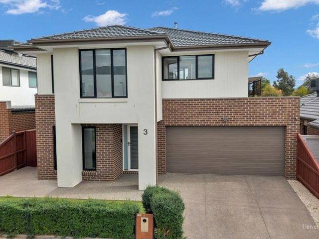 Convenience, Comfort & Location All in One!