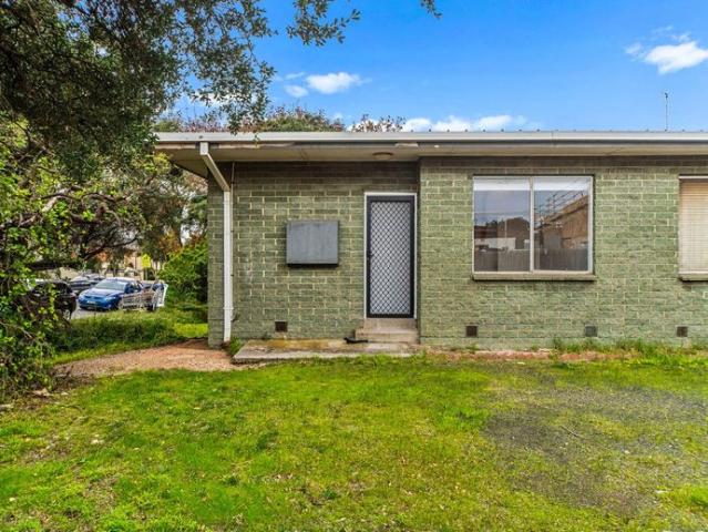 Convenience in a Prime Seaford Location