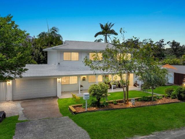 Convenience, style and great outdoor entertaining with in ground pool