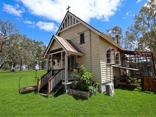 Converted St Thomas Anglican Church Unique Lifestyle or Investment Opportunity!