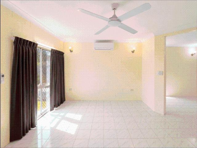 CONVIENENTLY LOCATED FAMILY HOME