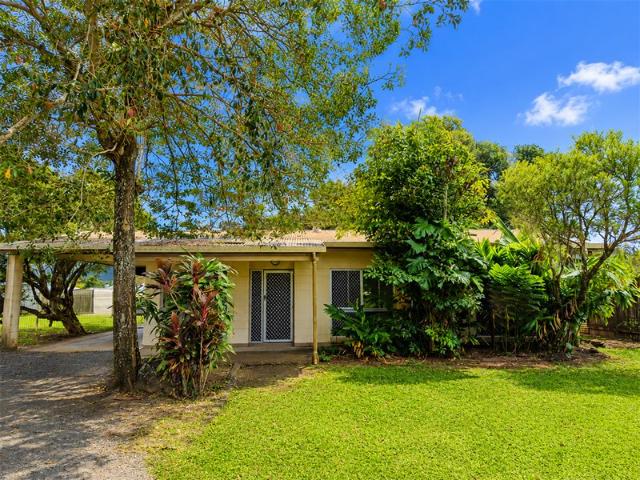 CONVIENENTLY LOCATED FAMILY HOME