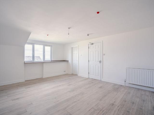 Conway Road, Penmaenmawr LL34, 1 bed flat to rent, £805 pcm | PrimeLocation